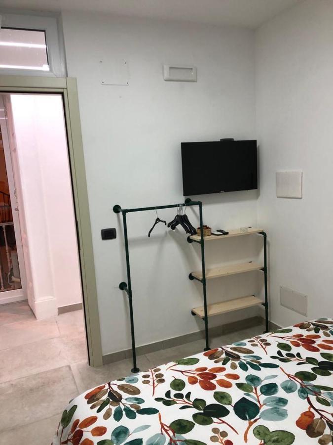 Nadyle House Hotel เนเปิลส์ ภายนอก รูปภาพ
